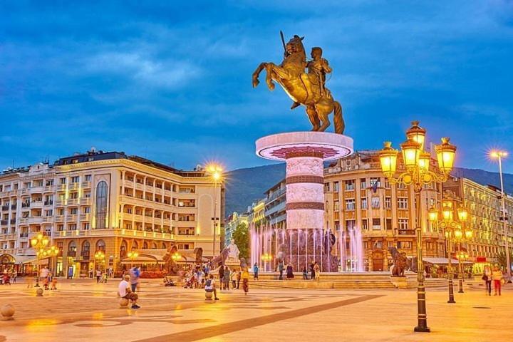 Villa Hris I Wifi-Netflix Skopje Bagian luar foto